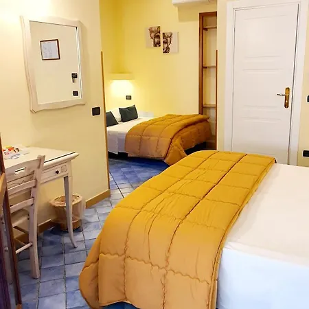 Hotel Cala Marina 3*