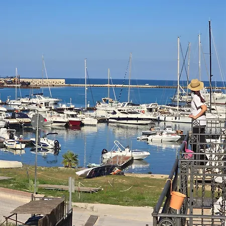 Cala Marina Hotel