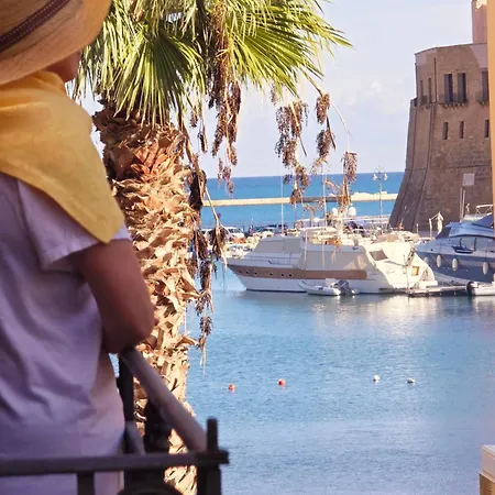 Hotel Cala Marina