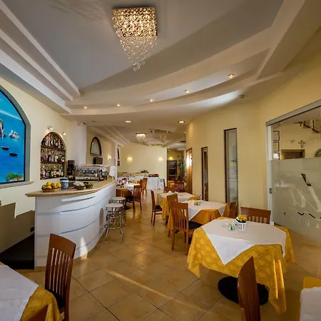 Cala Marina 3*