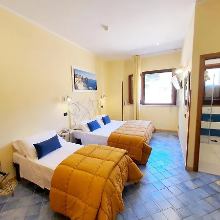 Hotel Cala Marina 3*