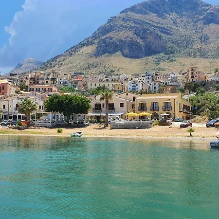 Cala Marina Hotel