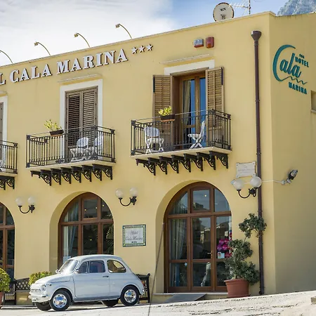 Cala Marina Hotel