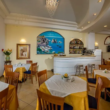 Cala Marina Hotel