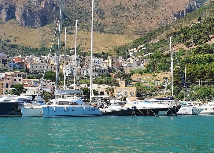 Cala Marina Hotel 3*