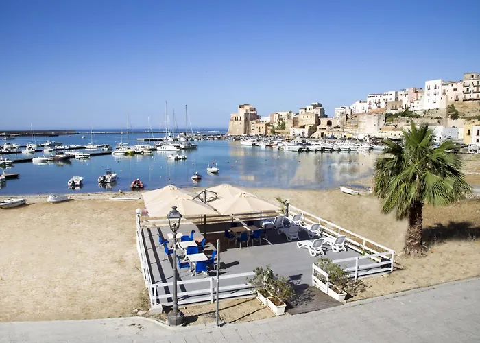 Hotel Cala Marina 3*